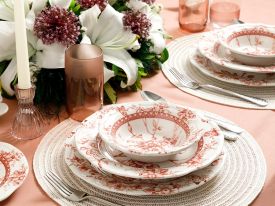 Roseanne Tableware 24 Pieces 17+24+26+20 Cm Red