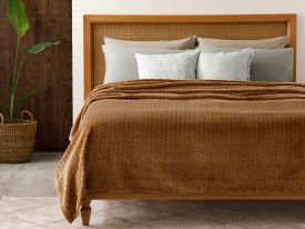 Delicate Super Soft For One Person Blanket 150X200 Cm Honey