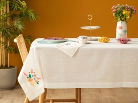 Flower Spree Polyestere Embroidered Table Cloth 150x220 Cm White