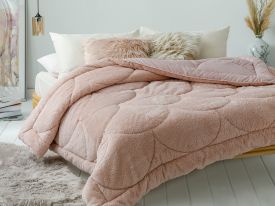 Cozy Double Person Comforter 195x215 Cm Pink