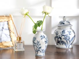 Shine Bright Porcelain Vase 9x9x15 Cm Blue-White