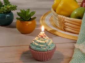 Spotty Cupcake Candle 9x9x9 Cm Green