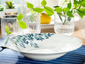 Clover Flower Porcelain Dinner Plate 23 Cm White-Blue