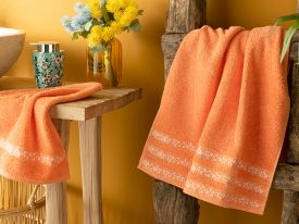 Freesia Cottony Face Towel 50x70 Cm Orange