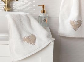Heart Warming Embroidered Hand Towel 30x45 Cm